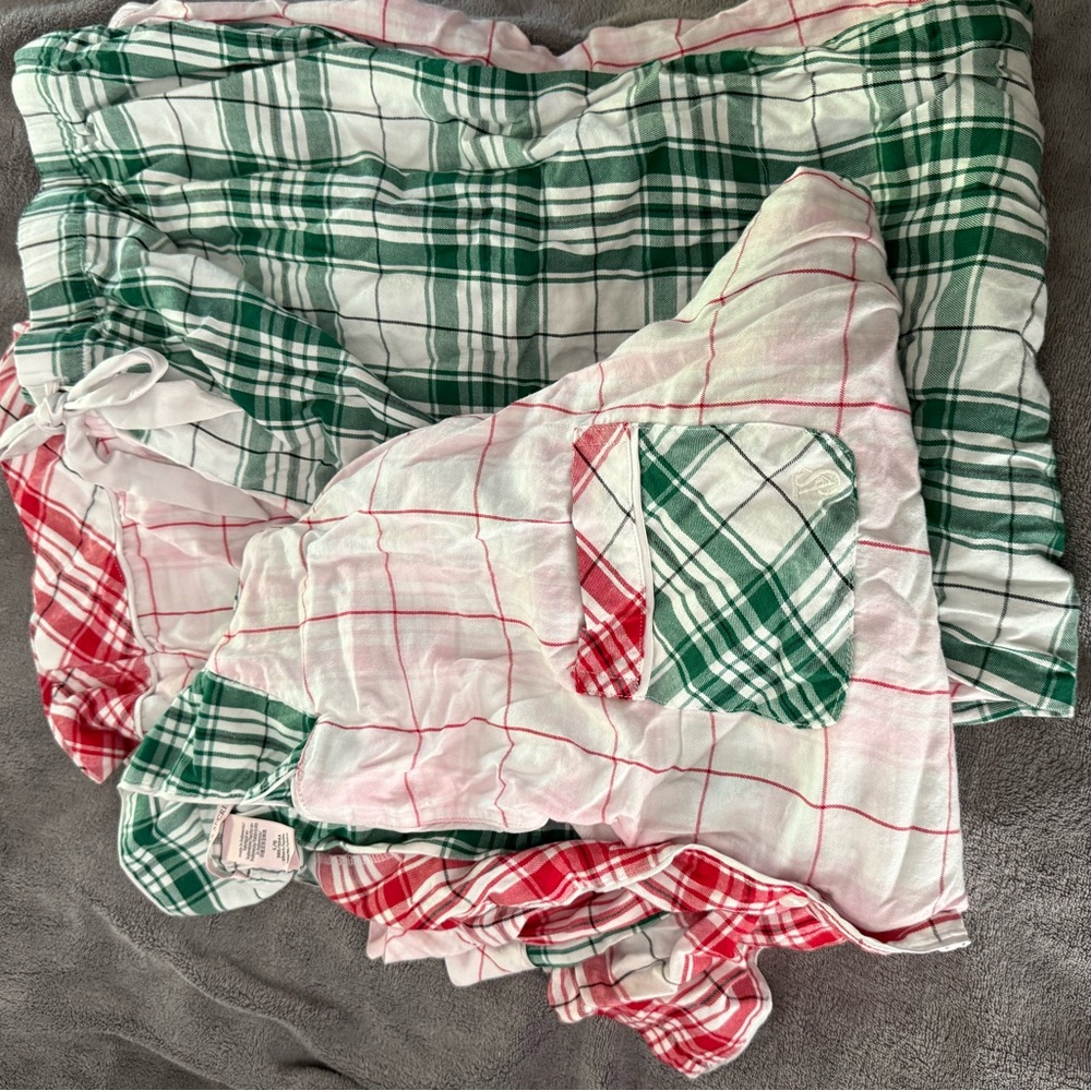Victoria's Secret Green and Red Plaid Pajama Set